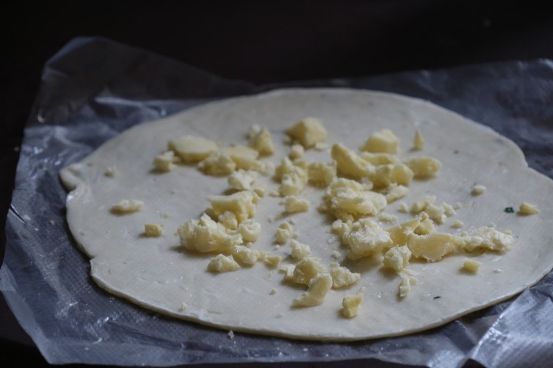 Steps for making Banana Lava Pizza