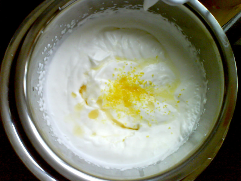 Step-by-Step Lemon Mousse Cake Preparation