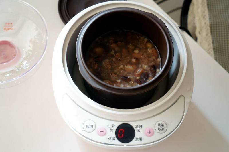 Steps for Cooking Five-Grain Mixed Bean Porridge