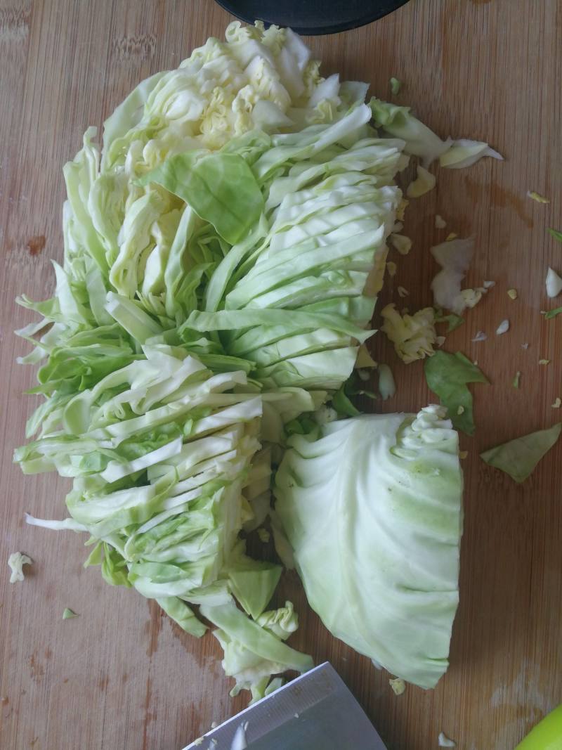 Steps for Stir-fried Round Cabbage