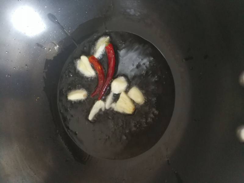 Steps for Stir-fried Round Cabbage