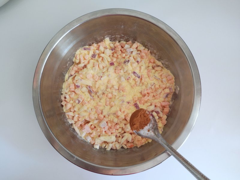 Steps for Making Onion Carrot Coarse Grain Pancake