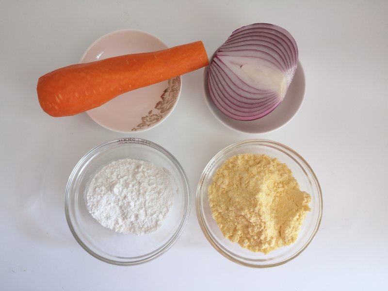 Steps for Making Onion Carrot Coarse Grain Pancake