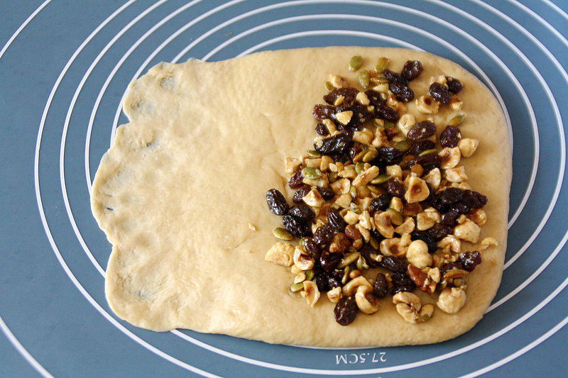 First Wave of Beer: 【Black Beer Stuffed Hard Bread】 Cooking Steps