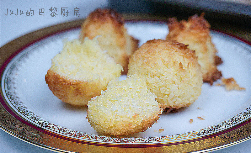 Congolaise Coconut Balls from Congo