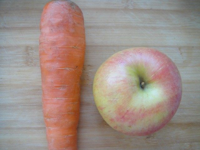 Missing Childhood - Carrot Apple Juice Making Steps