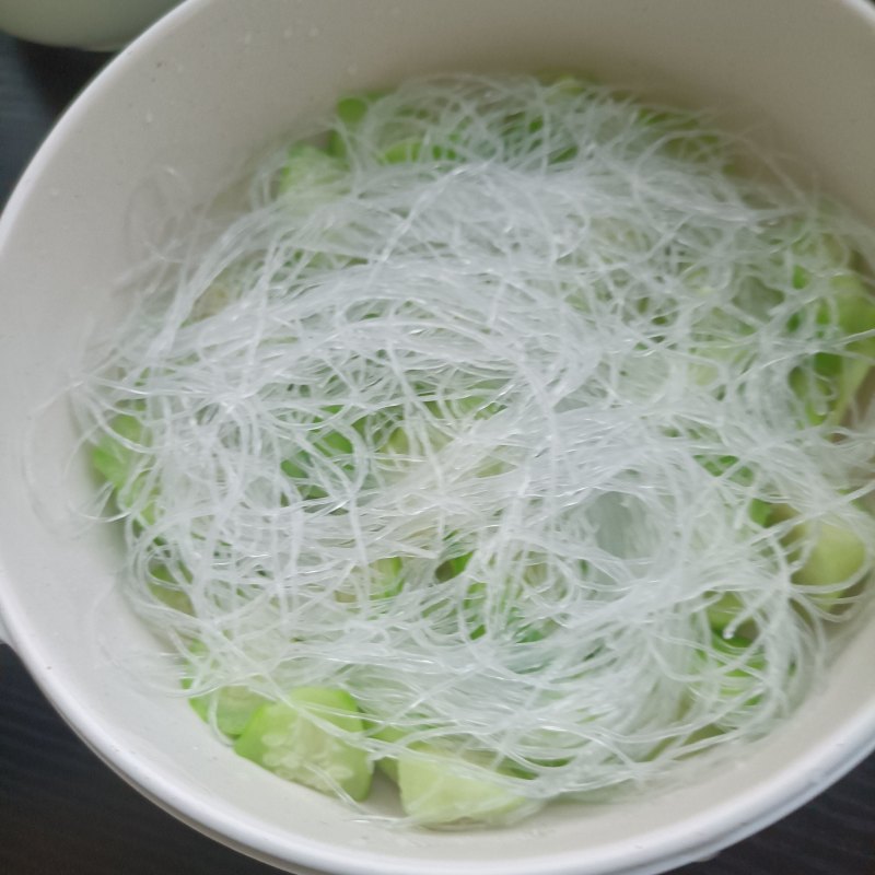 Steps for Cooking Squash Vermicelli with Fresh Shrimp Casserole