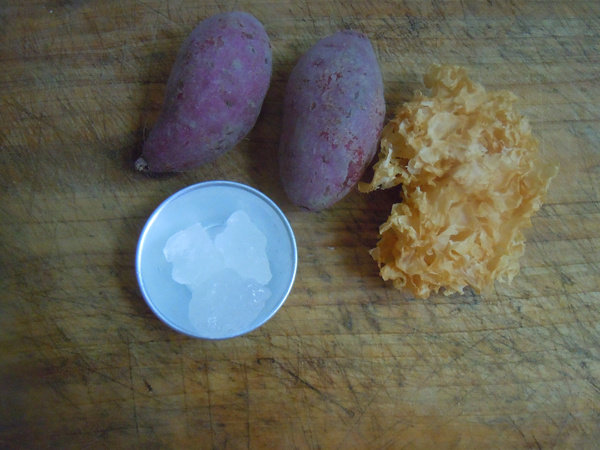 Detailed Steps for Cooking Refreshing Drink: Purple Sweet Potato and Tremella Soup