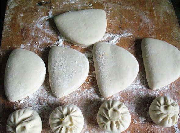 Steps for Making Pumpkin Buns