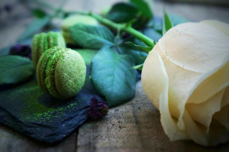 Italian Matcha Macarons (No Artificial Coloring)