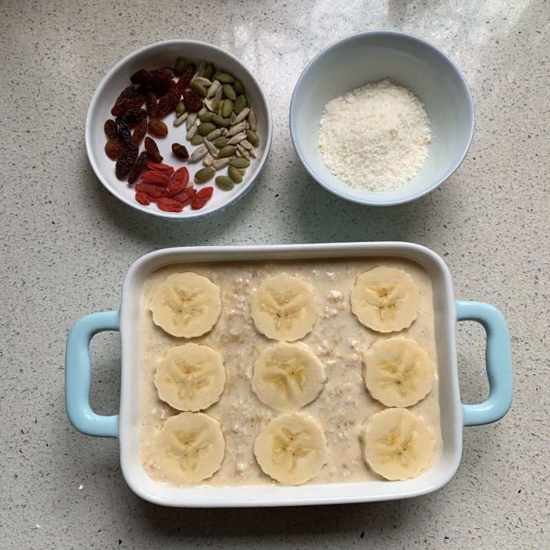 Steps for Making Banana Baked Oatmeal