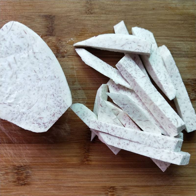 Steps for Making Taro Strips in Sugar