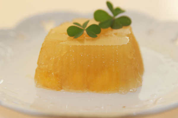 Mango Jelly - A Special Treat for Summer Sweet Tooths!