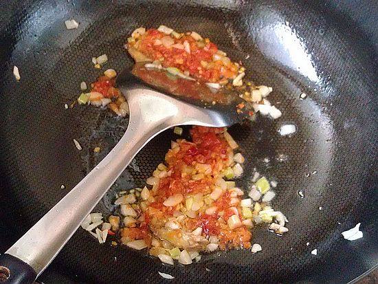 Steps for Dry-fried Yellow Croaker