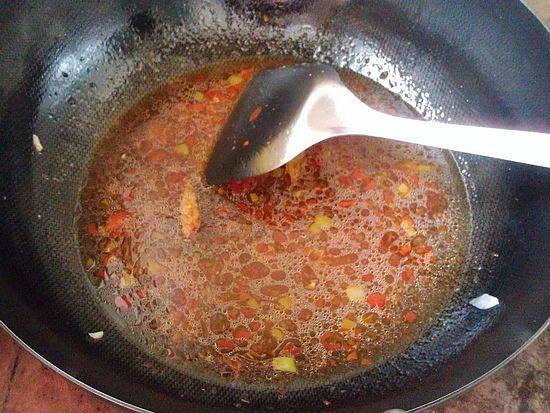 Steps for Dry-fried Yellow Croaker