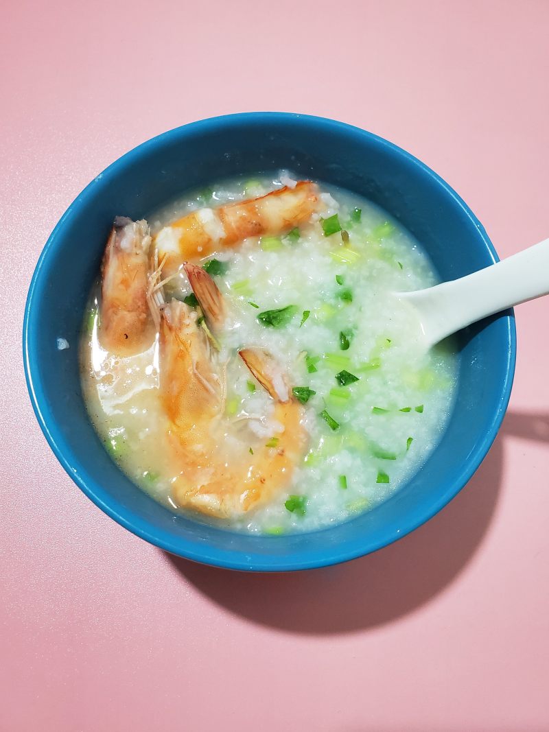 Steps for Making Shrimp and Celery Congee