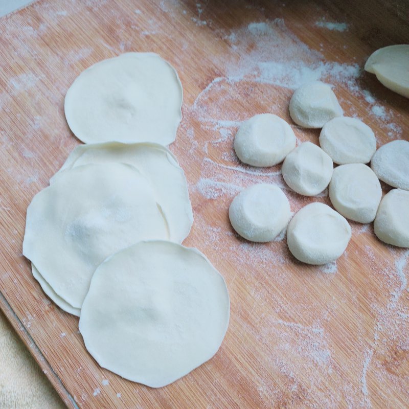 Steps for making Zucchini Sour Soup Dumplings