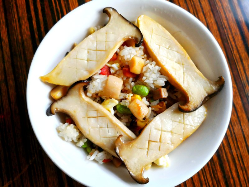 Stir-Fried Rice with King Oyster Mushrooms