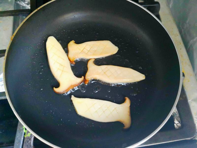 Steps for Cooking Stir-Fried Rice with King Oyster Mushrooms