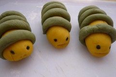 Steps to Make Caterpillar Steamed Buns