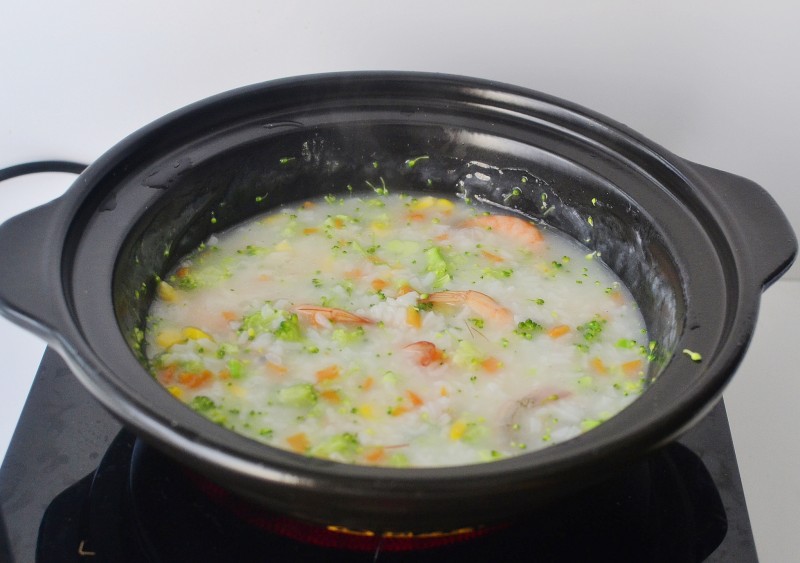 Steps for Cooking Rustic Shrimp Porridge