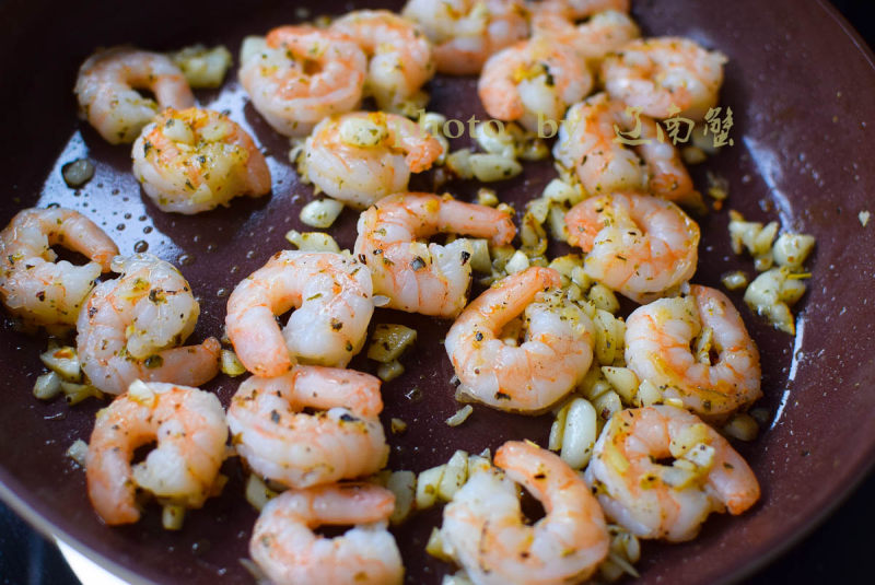 Garlic Herb Shrimp Cooking Steps