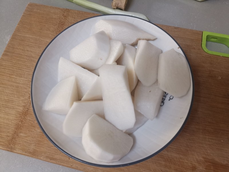 White Radish and Lamb Stew Cooking Steps