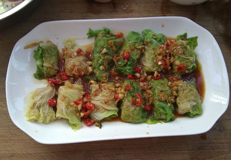 Steps to Make Spicy Cabbage Meat Rolls