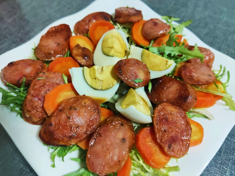 Step-by-Step Instructions for Egg Sausage Salad