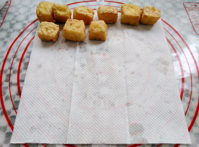Steps for Cooking Fried Tofu (Air Fryer Version)