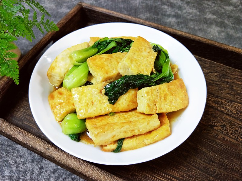 Stir-Fried Baby Bok Choy with Tofu