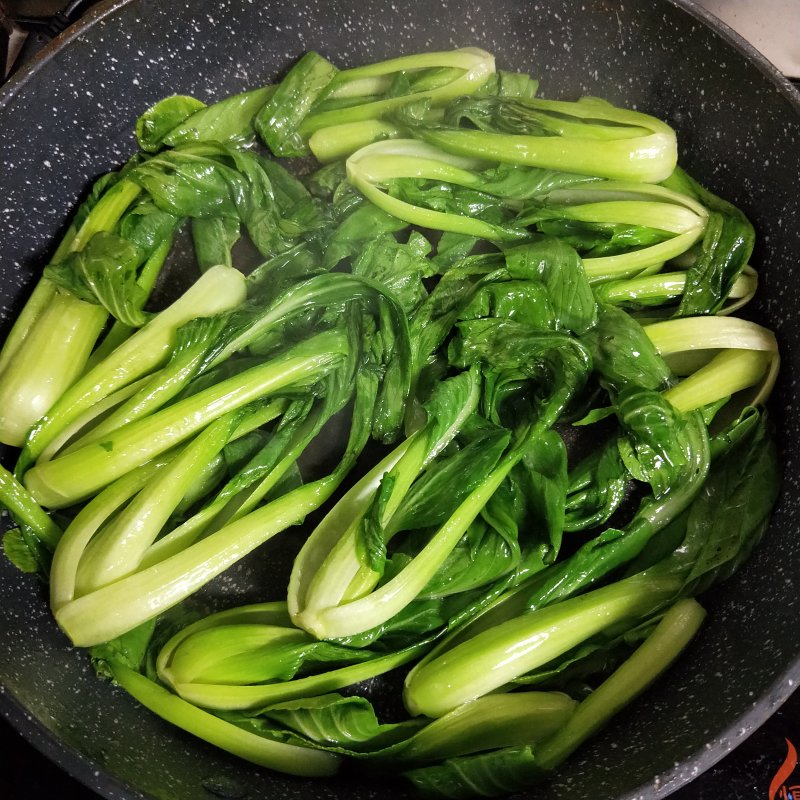 Steps for Cooking Stir-Fried Baby Bok Choy with Tofu