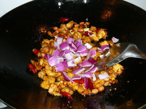 Steps to Cook Kung Pao Chicken with Peanuts