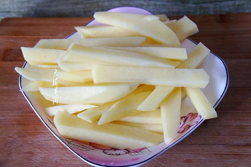 Steps for Making Air Fryer French Fries