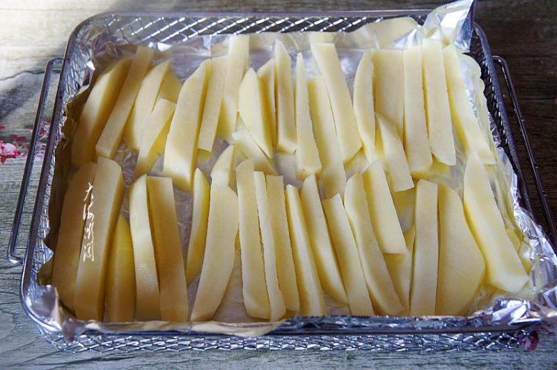 Steps for Making Air Fryer French Fries