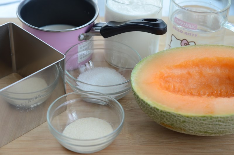 Steps to Make Honeydew Melon Mousse