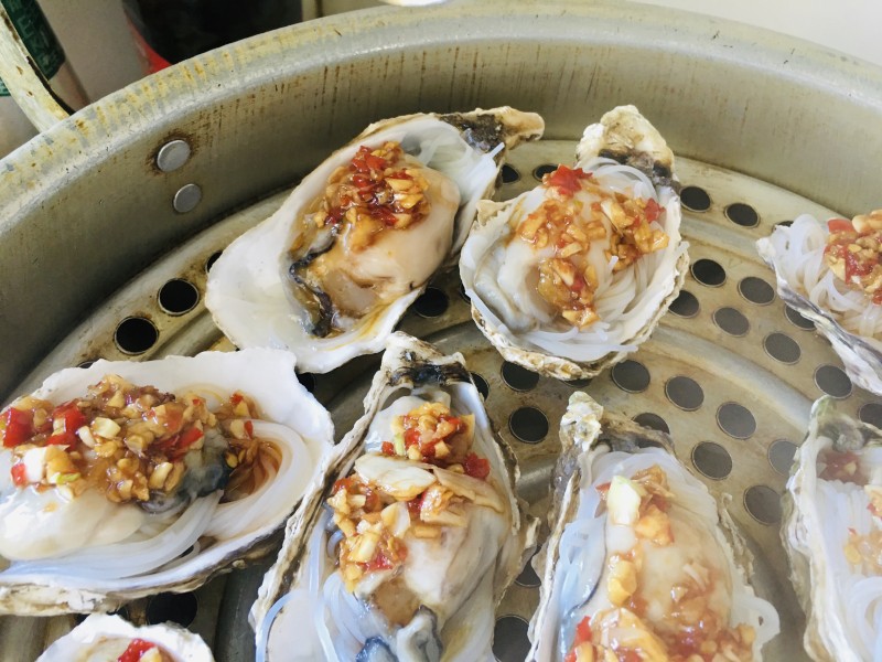 Garlic Vermicelli Steamed Oysters Preparation Steps