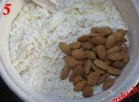 Steps for Making Almond Cream Cake