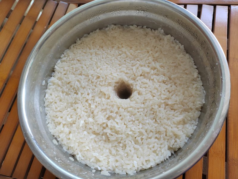 Steps for Making Homemade Sweet Rice Wine