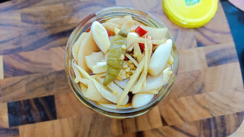 Sour and Spicy Appetizer - Pickled Radish with Pepper - Step by Step