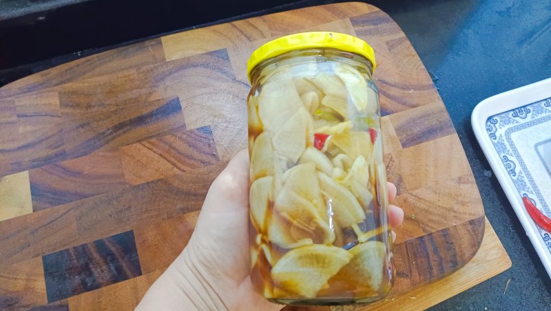 Sour and Spicy Appetizer - Pickled Radish with Pepper - Step by Step