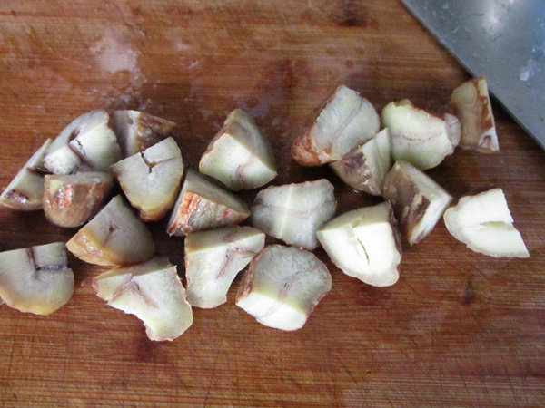 Steps for Making Chestnut Pineapple Rice