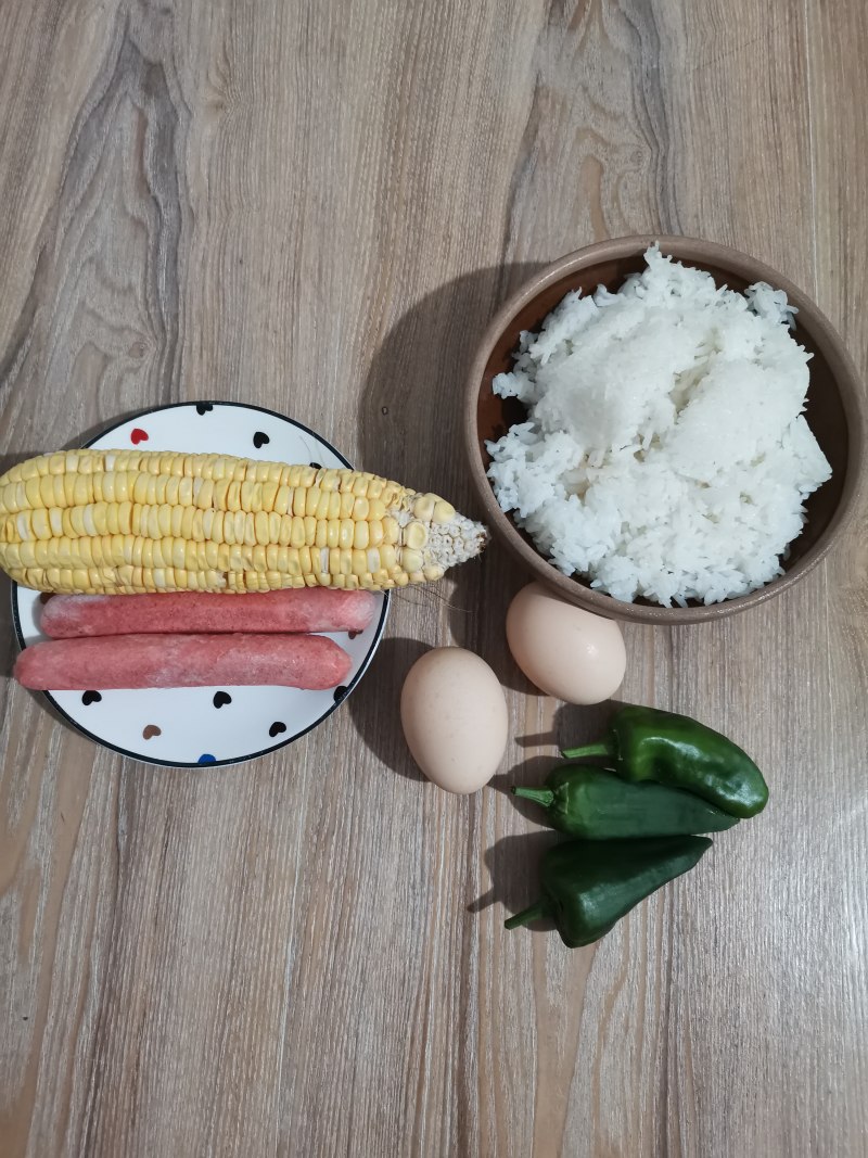 Steps to Make Hot Dog and Corn Fried Rice