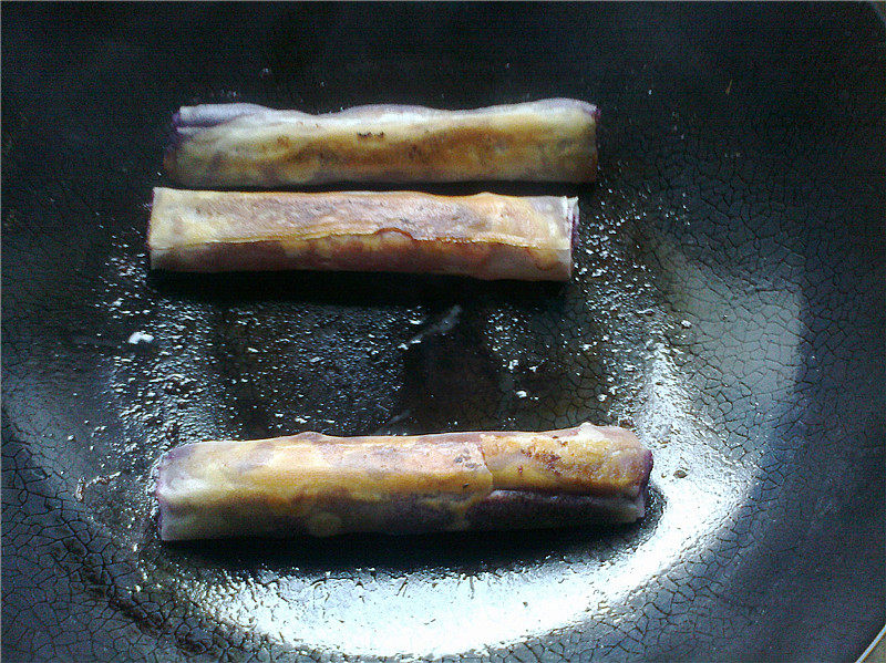 Bacon and Purple Sweet Potato Spring Rolls Cooking Steps