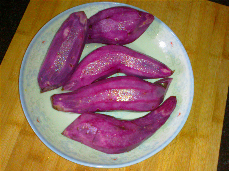 Bacon and Purple Sweet Potato Spring Rolls Cooking Steps