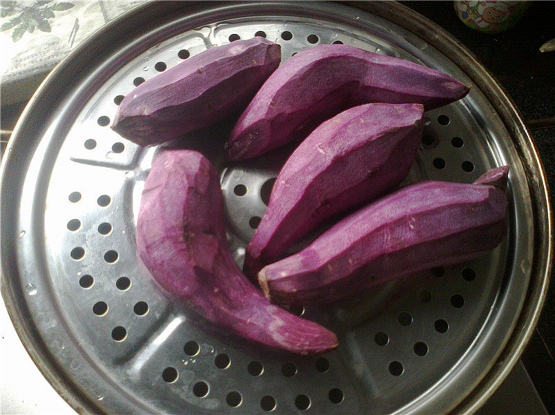 Bacon and Purple Sweet Potato Spring Rolls Cooking Steps