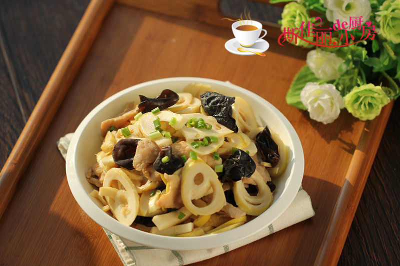 Stir-fried Pork with Bamboo Shoots