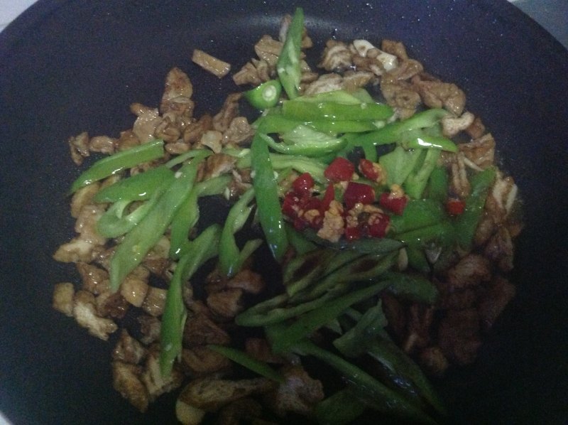 Green Pepper Spicy Tofu (A Cheap and Easy Dinner for One) Cooking Steps
