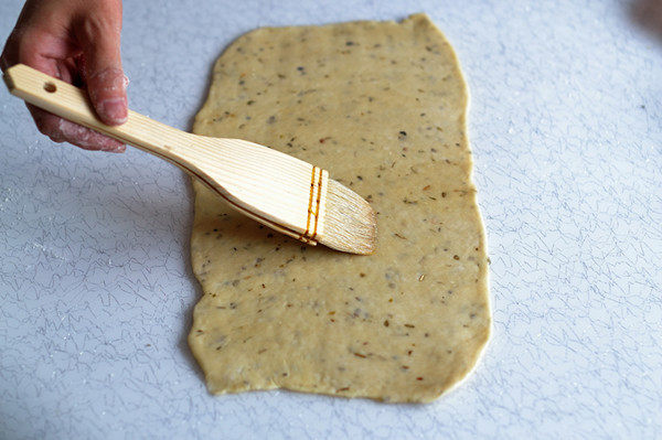 Step-by-step process for making Crispy and Delicious Vanilla Biscuits