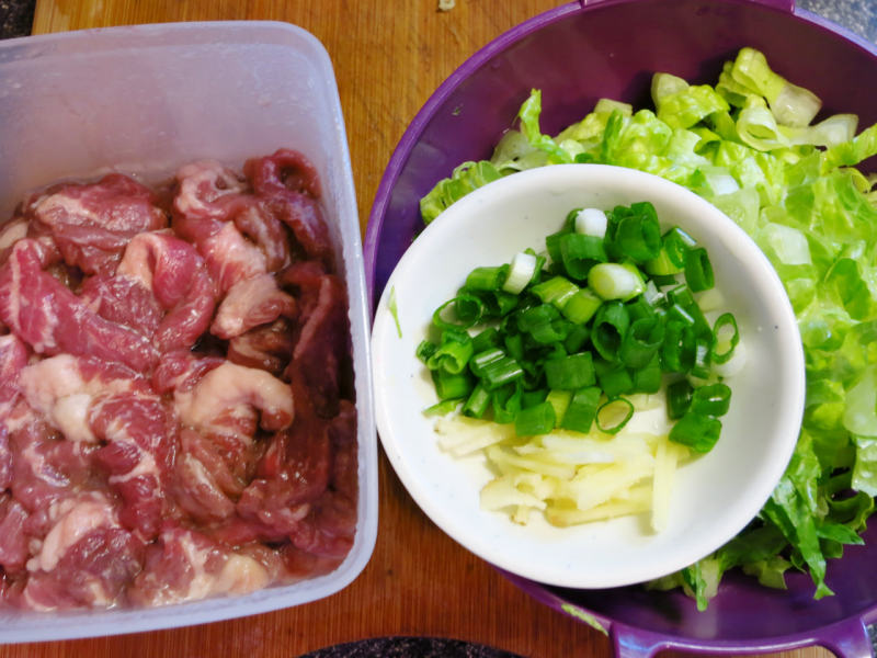 Beef and Lettuce Congee Cooking Steps